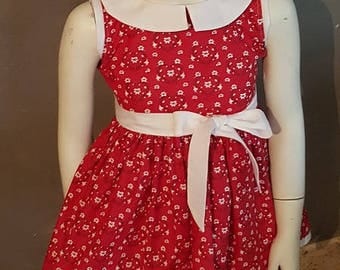 1 girl's dress. Peter Pan collar. HAND MADE