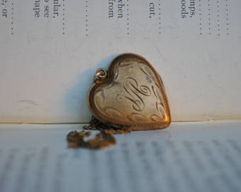 Vintage Gold Filled Heart Locket - 1930s Art Deco Brass Heart Locket