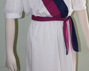Size 6/8 Vintage 1980's dress with bold stripes! 31" waist