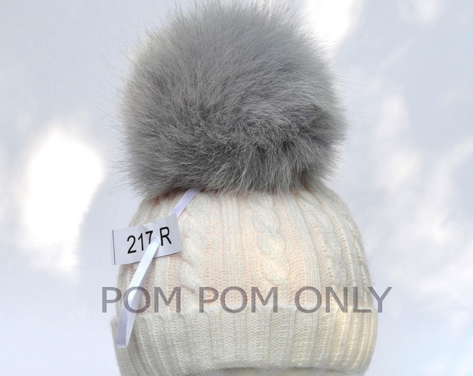 6,5"FOX POMPOM! Fur Pom-Pom, Real Fur Pom Pom, Gray Fur Pom Pom, Large Pom Pom, Real Fur, Hat, Knitted, Children, Cap, Beanie, Tuque, Women