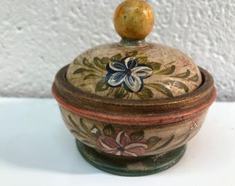 Tole Painted Wood Box With Lid Vintage