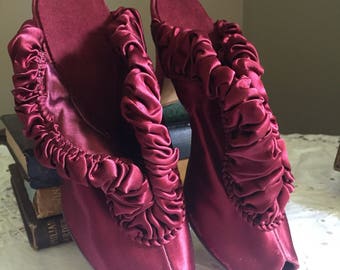 1940's Daniel Green Burgandy Satin Slippers