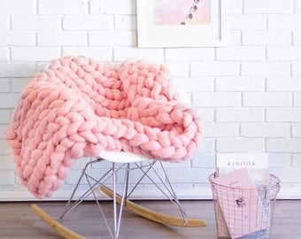 Ohhio's Grande Punto blanket. Chunky blanket. Merino wool (23-micron merino wool)