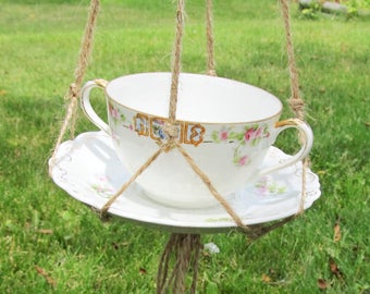Cup Bird Feeder, Hanging Bird Feeder, Ceramic bird feeder, Unique Bird feeder, Squirrel Proof Feeder, White Bird Feeder