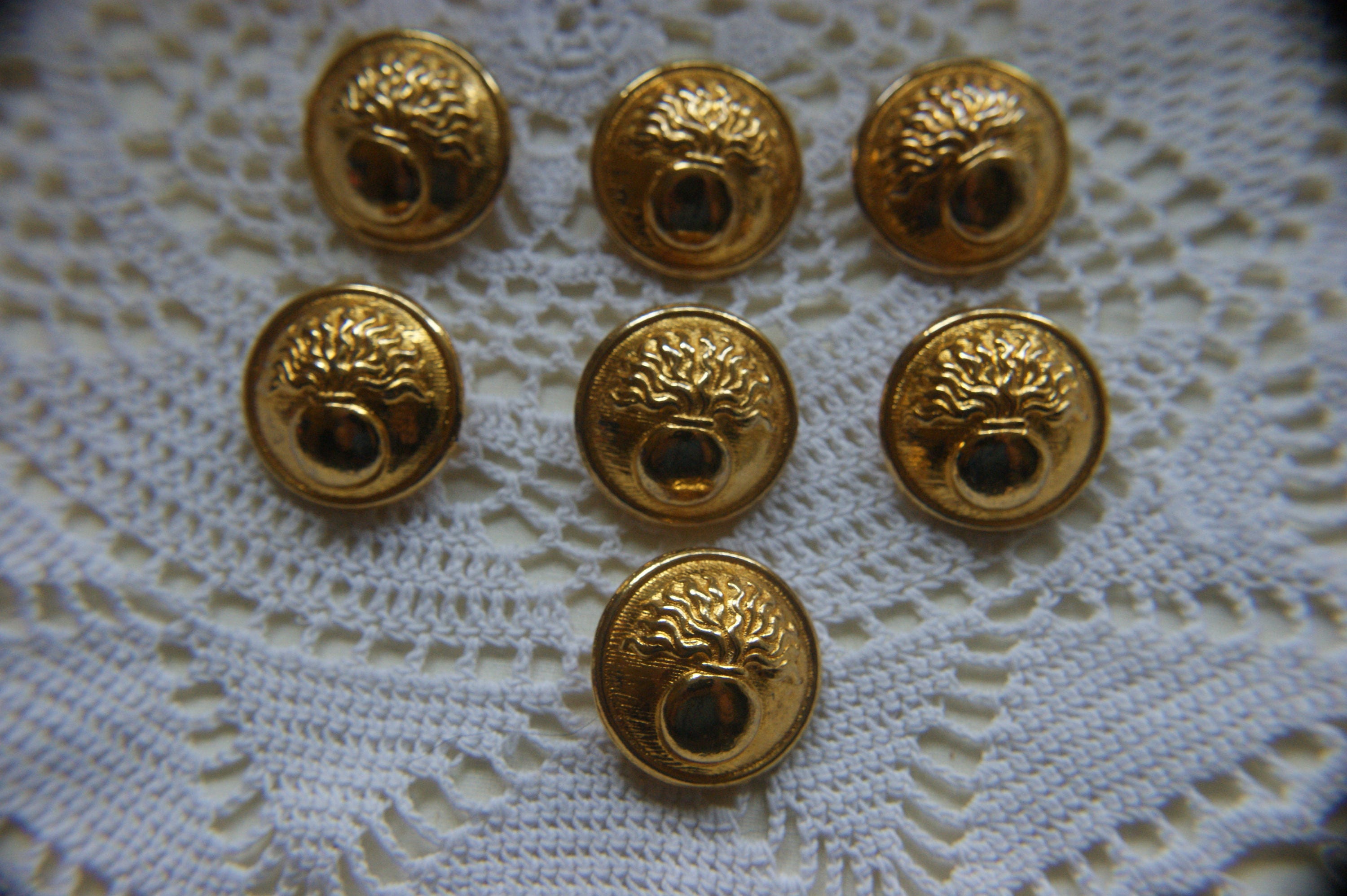 7 French Flaming Bomb Artillery Buttons 1 2.5cm 80