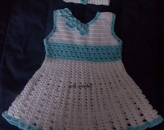 Girl dresses fabrics in crochet
