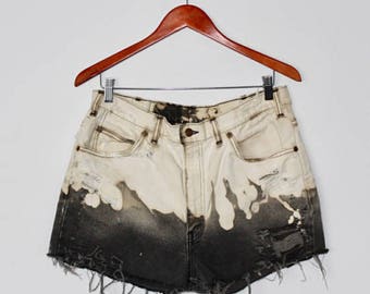 Levi's-Black-High Rise-Dip Dyed-Cut Off-Distressed-Shorts