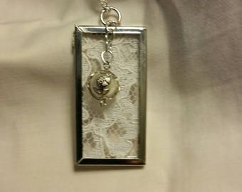 Earth Elements Frame Pendant