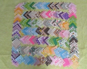 SET OF 200 COUPONS 5 X 5 CM SCRAPBOOKING HABERDASHERY NEW PATCHWORK COTTON FABRIC