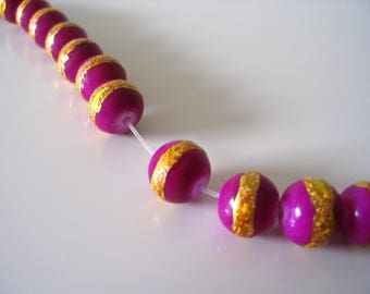 4 round pearls fushia gold plated