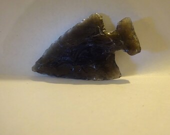 obsidian arrowhead 2.25 inch l by 1.25 w