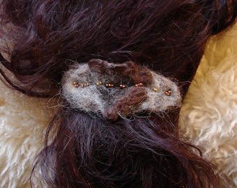 Felted hairclip. Brown and white. One of its kind. Pure wool. Pagan, Boho, Hippie.