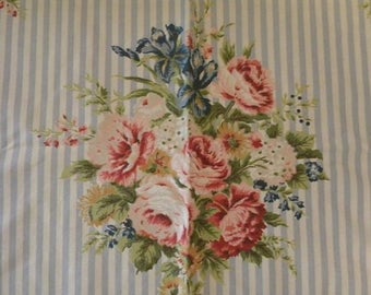 Vintage Barkcloth Era Fabric Roses Cottage Chic