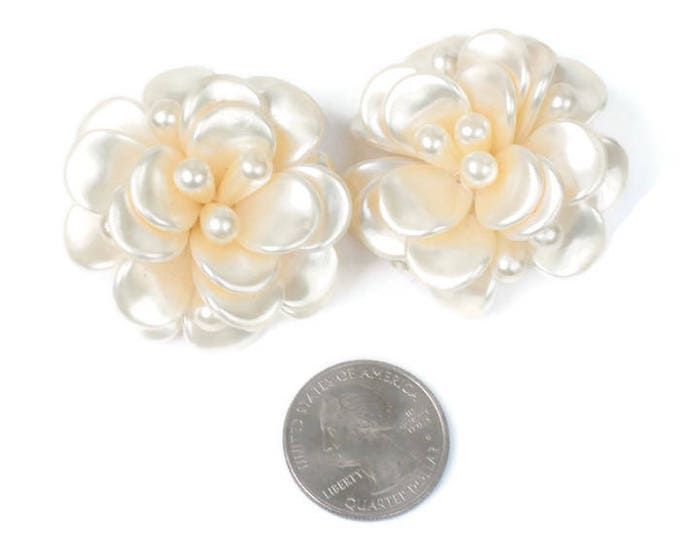 Large White Flower Earrings Layered Dimensional Statement Clip On Mid Century Vintage
