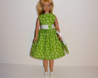 Cute dress for barbies' sister skipper ( vintage & modern dolls ) Handmade barbie clothes