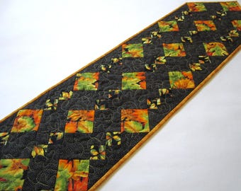 Table Runner Quilted Handmade Runner Home Decor Patchwork Table Runner Leaves Table Runner Table Decor Runner
