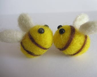 felt bees, felt animals, felted bees, felt balls bees