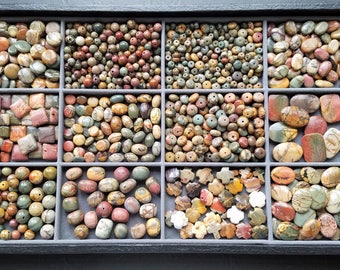 Red Creek Jasper Bead Tray