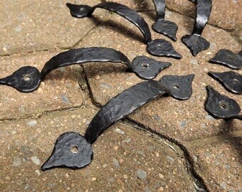 Black Drawer Pulls, Metal Cabinet Hardware, Set of 8 Hammered Pulls, Retro Cabinet Handles, Hand Forged Hardware, Heart Pulls, Spade Pulls
