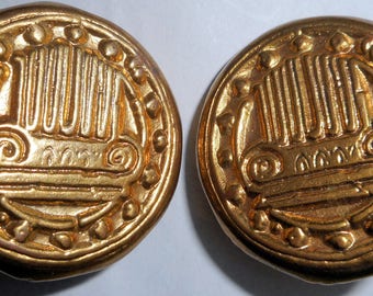 ESCADA Vintage 1990s Clip Gold Earrings HapaChico