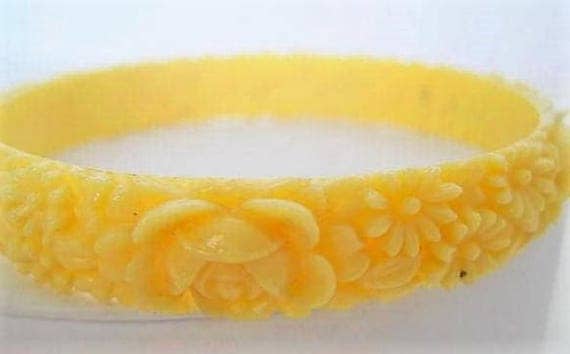 Celluloid Rose Bracelet - Off White Molded - Carved Roses Bangle