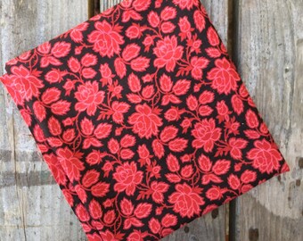 Beautiful vintage French cotton fabric 1940s