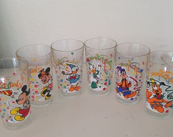 Vintage Walt Disney glasses Mickey Mouse Minnie Mouse Donald Duck Gooffy Pluto 6x glasses