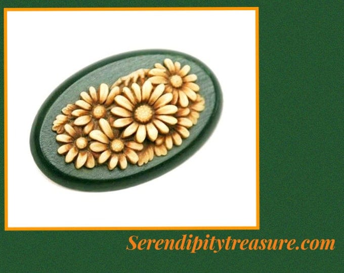 Celluloid Flower Brooch - Creamy Brown early plastic - Green wood - Oval Floral Pin