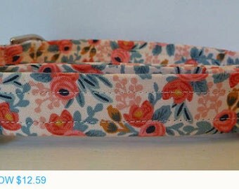 Sale - 40% Off Dog Collar - Vintage Inspired Peach & Coral Floral Dog Collar "Amber" - Free Colored Buckle