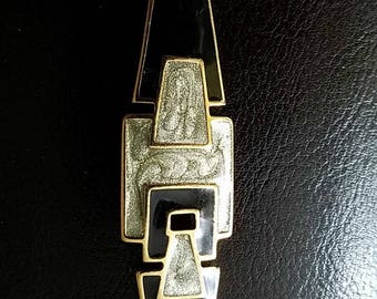 Vintage Trifari Brooch