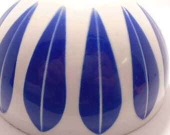Cathrineholm Lotus Bowl Catherine Holm Large Enamel Bowl Blue on White Scandinavian Design Norway
