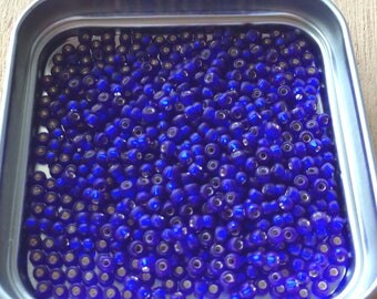 pretty little Pearl "Miyuki" Royal Blue micro-ball