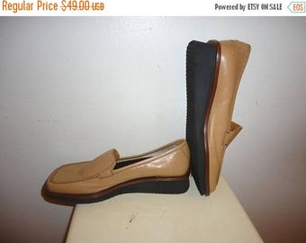 The SALE Is On SALE Must See David Aaron Vintage Camel Leather Flats, Sz.6