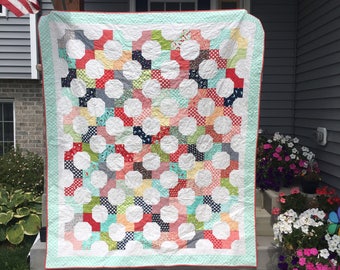 Scrappy Bonnie and Camille Bow Ties Throw Quilt