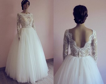 Tulle wedding dress/ 50s retro wedding dress with lace long sleeves/ open back/ V back/ Nude lace/ Robe de mariée année 50