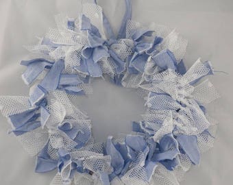 Cou001 - White and pale blue fabric wreath