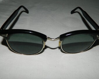 Lunettes de soleil VINTAGE années 70-80 pour homme .Ancienne Lunette. Lunettes antiques. Lunettes Vintage Français. Vêtements d’époque