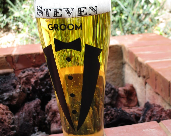 Personalized Pilsner Glasses, Custom Beer Glass, Custom Beer Glass, Groomsmen Gift, Groomsmen Glass, Personalized Beer Glasses, Groomsman