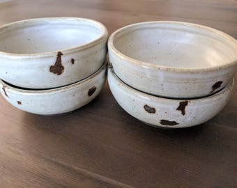 White Ceramic Bowls, Cereal Bowls, Soup Bowls, Handmade Pottery Bowls, Stoneware White Bowls, Rice Bowls, Noodles Bowls - Set of 4 or 6