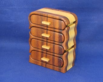 Pattern For Four Drawer Jewelry Box.