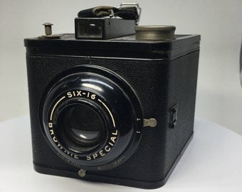 Vintage Kodak Brownie Special Six-16 Camera