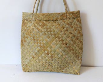 Vintage straw woven bag basket, straw purse, basket bag