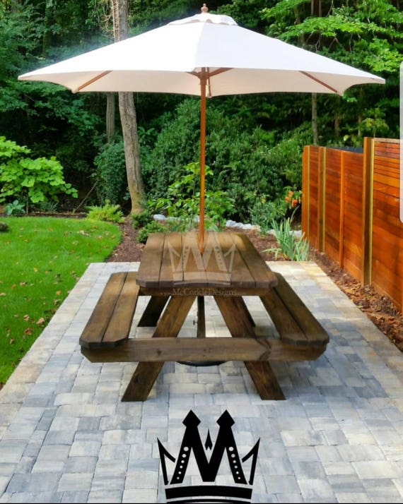 8ft picnic table with umbrella hole great for backyard
