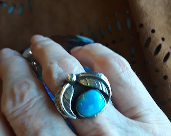 Sterling silver native American turquoise ring, size 7 3/4