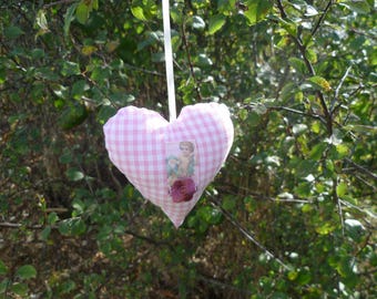 HEART HANGING GINGHAM PINK AND WHITE