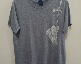 nike hanging shoes t shirt