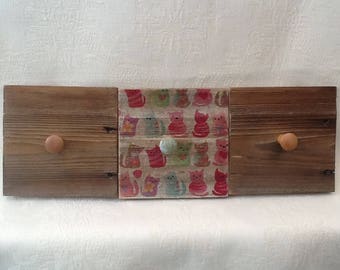Wooden key/jacket hook rack