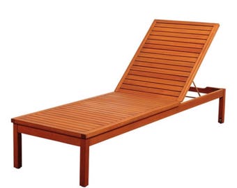 Eucalyptus lounger with cushion
