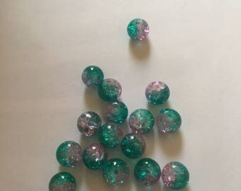 transparent glass beads 8 mm 15gr. approximately 20 beads.