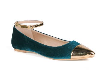 Mark and Maddux Brady-03 Pointed-Toe Women's Flats in Teal